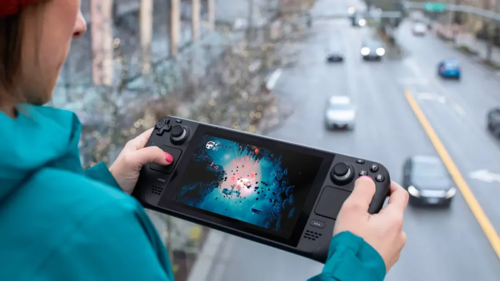 Affordable portable gaming device with 7-inch LCD display and 256GB storage